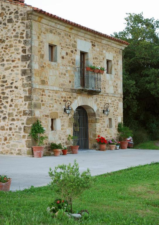 Posada Camino Del Norte Guemes Bagian luar foto